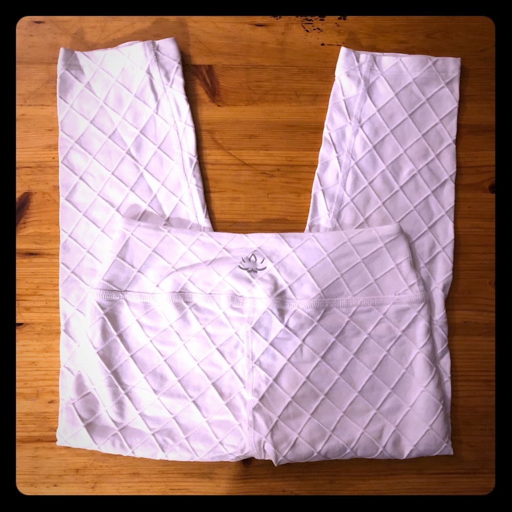 Beyond Yoga Crop Leggings